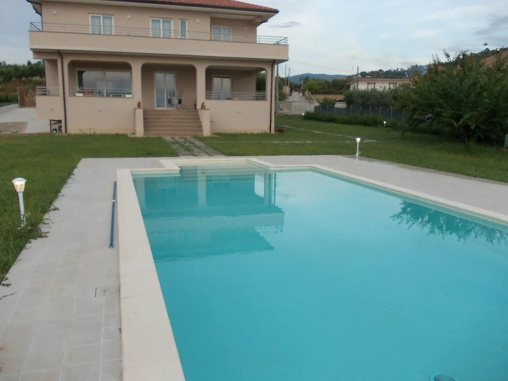 VILLA LAURO LUXURY B&B