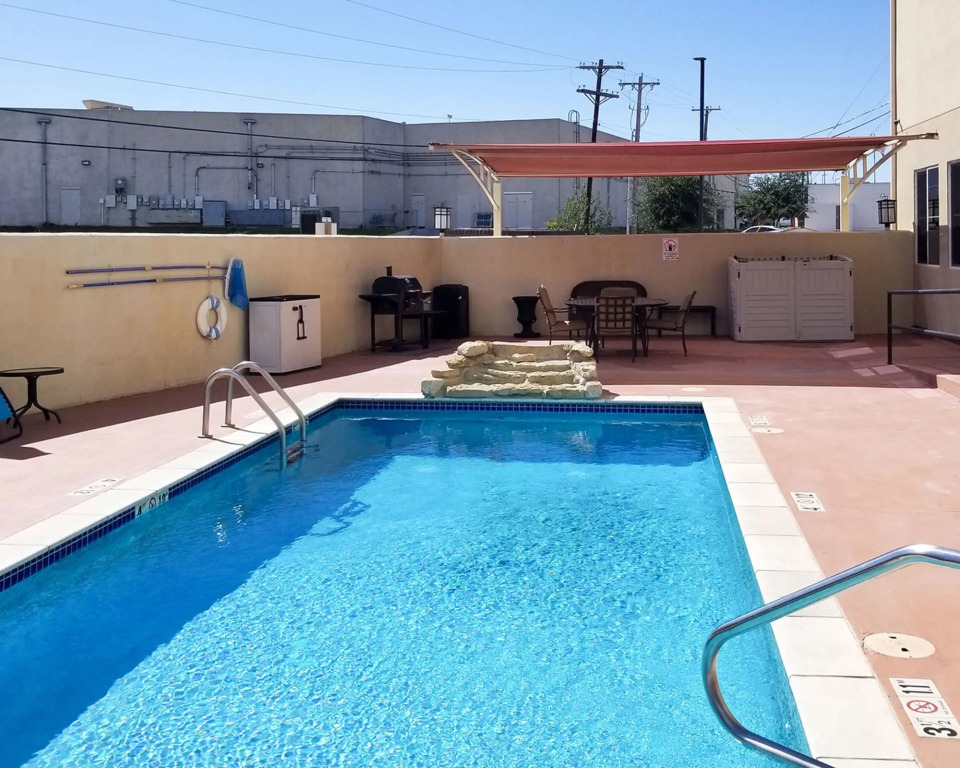 Comfort Inn & Suites Lakeside