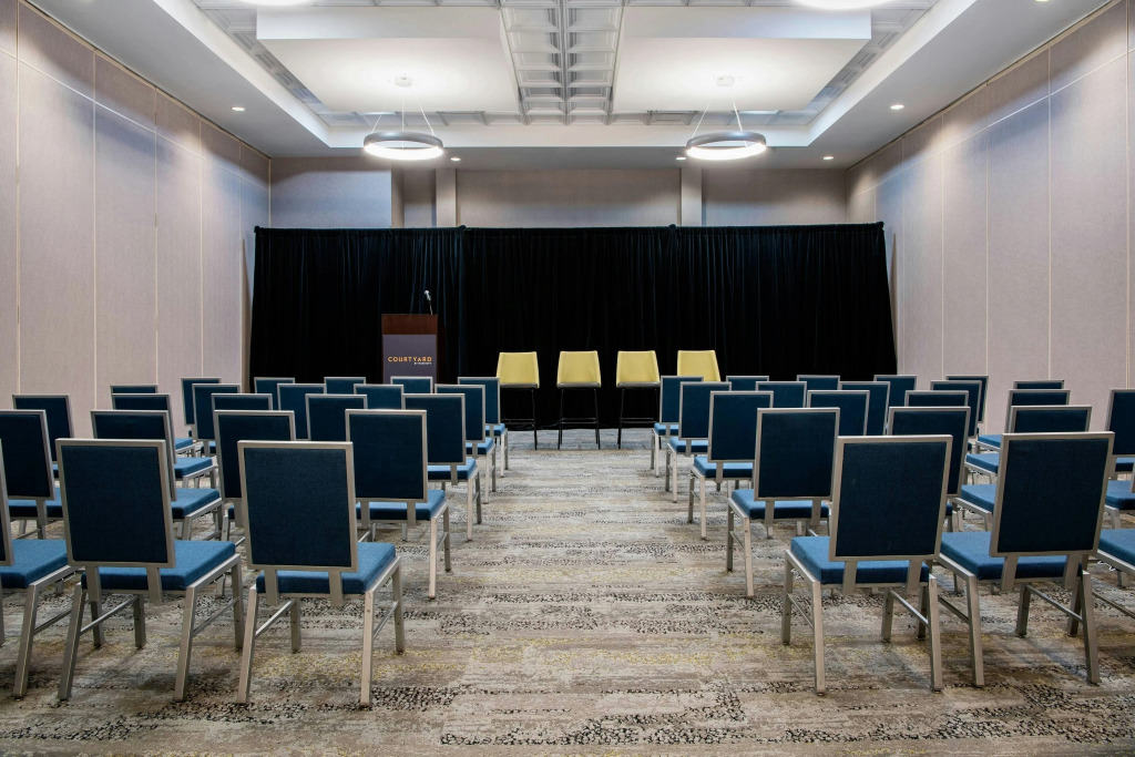 Courtyard by Marriott Edmonton West