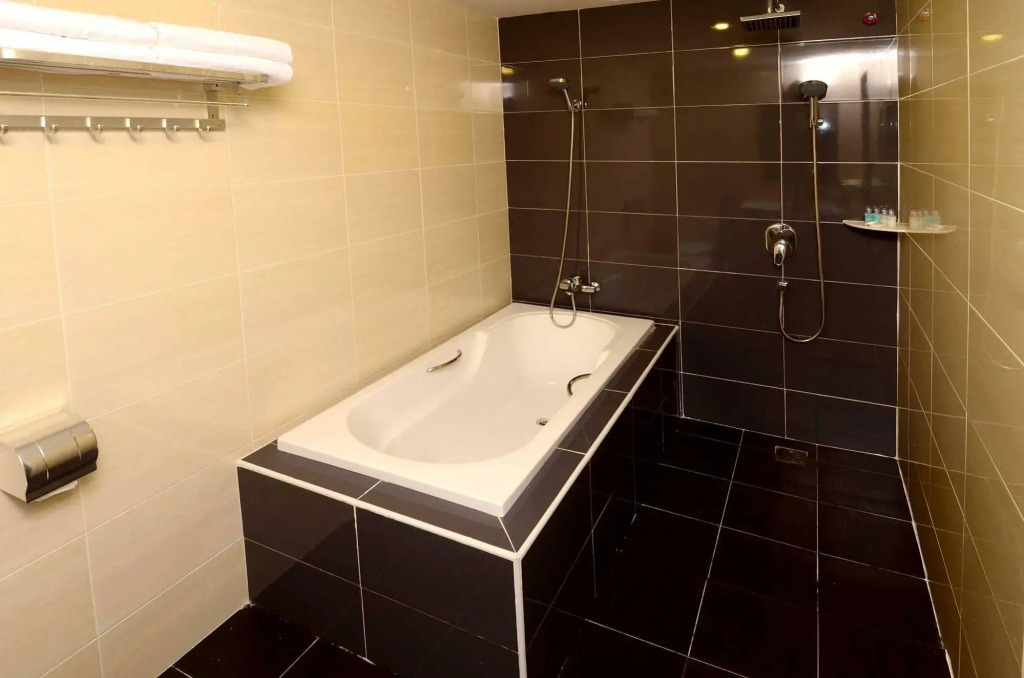 Hotel Nusa CT