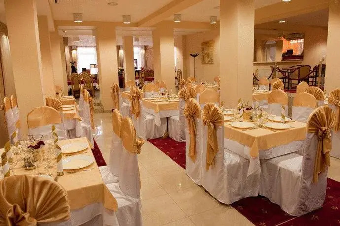 Hotel Ary