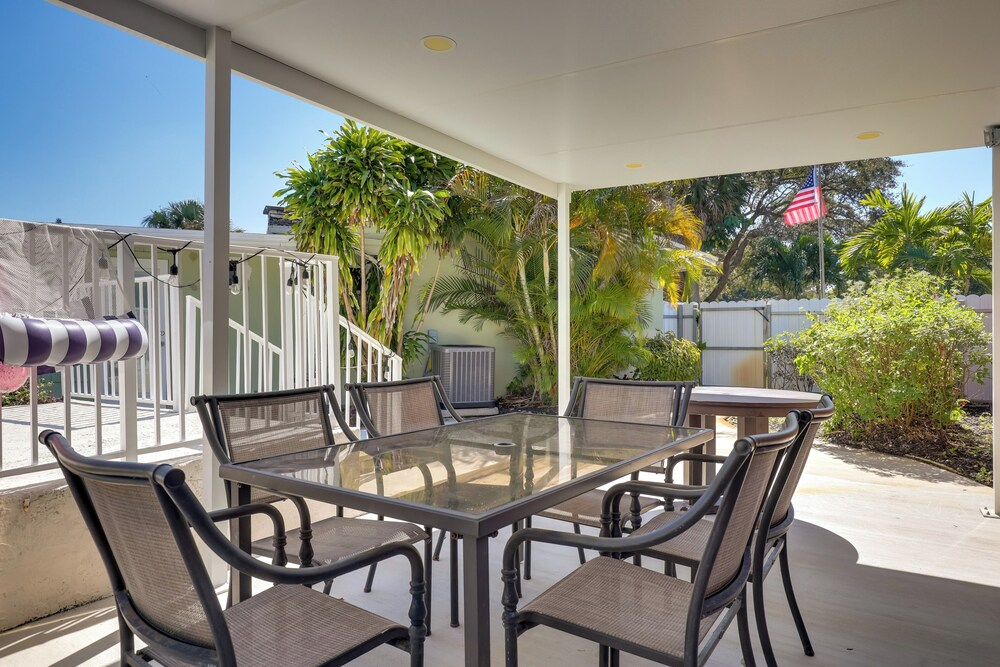 Pool & Patio! Gem 4 Mi to Fort Lauderdale Beach