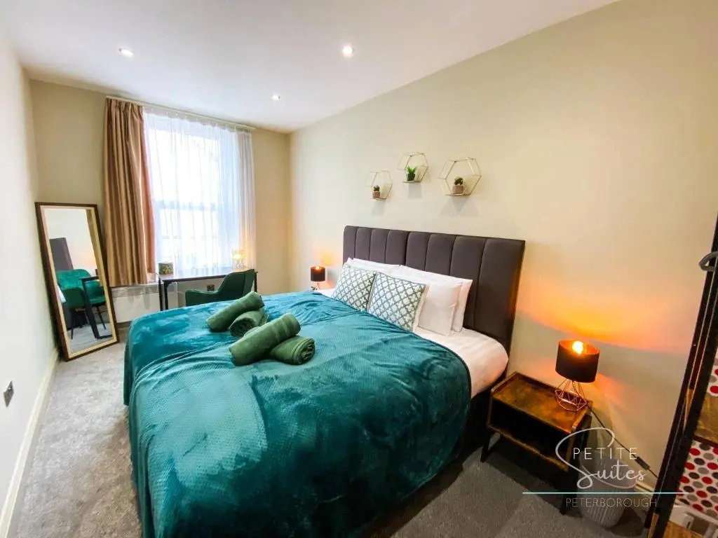 The Wild Fauna Suite - Petite Suites