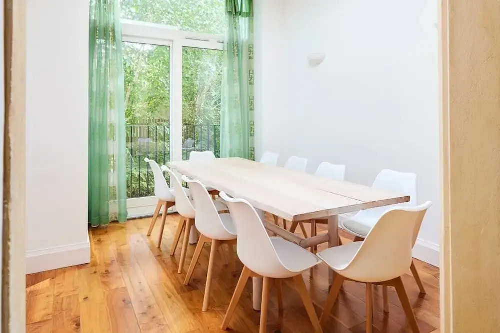 The Woolwich Retreat - Enticing 5bdr House With Parking