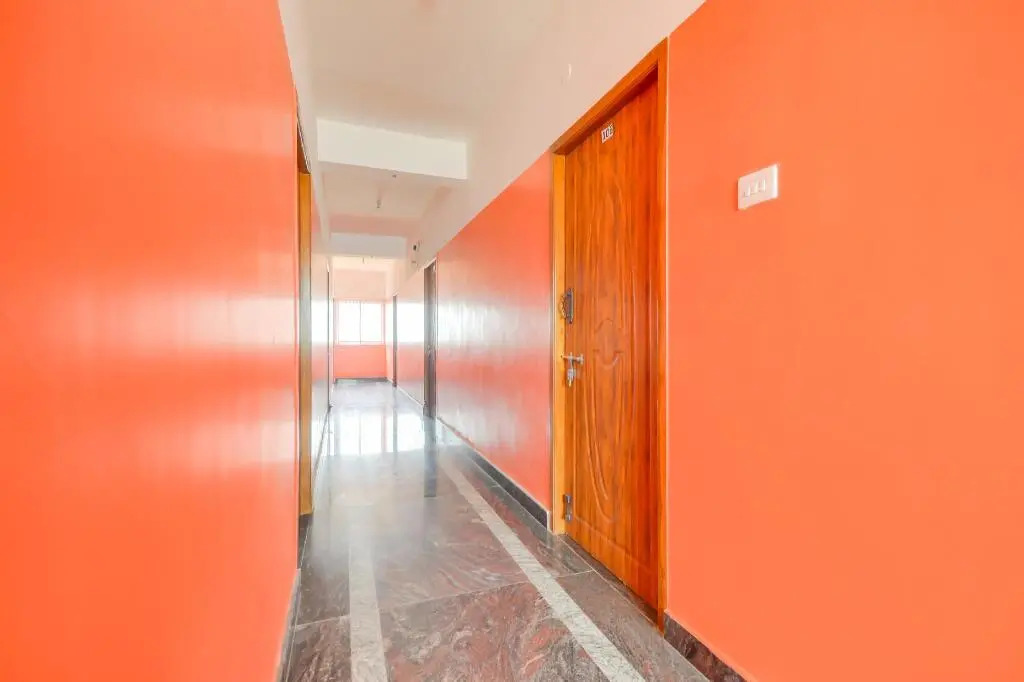 The Grand Plaza Hotel by OYO Rooms