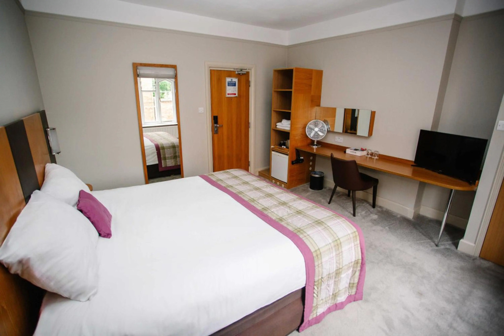 The Corner House Hotel