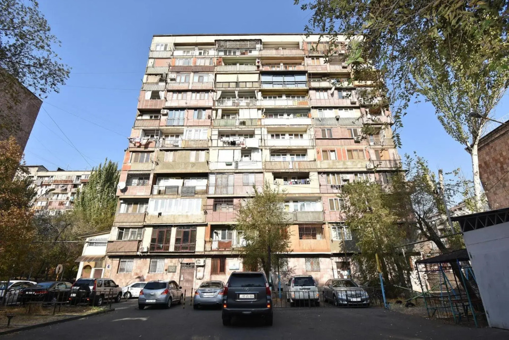 Koghbatsi street, 1 bedroom New eurorenovated, Luxury apartment KO202
