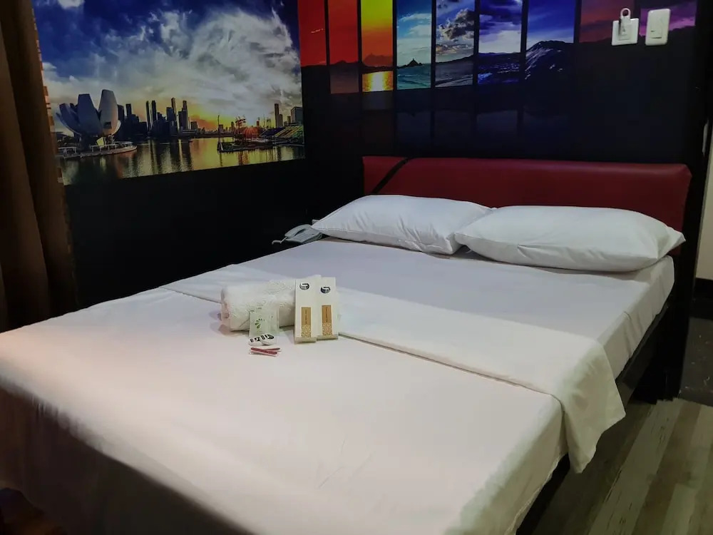 Universal Suite