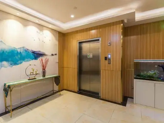 Longchen Holiday Inn (Shanghai Ruijin Hospital Yongjia Road Branch)