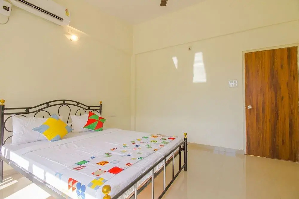 Home Spacious 3BHK By OYO Rooms