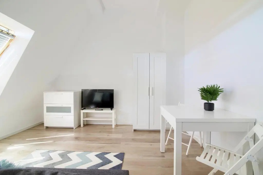 Apartments IN - Plater