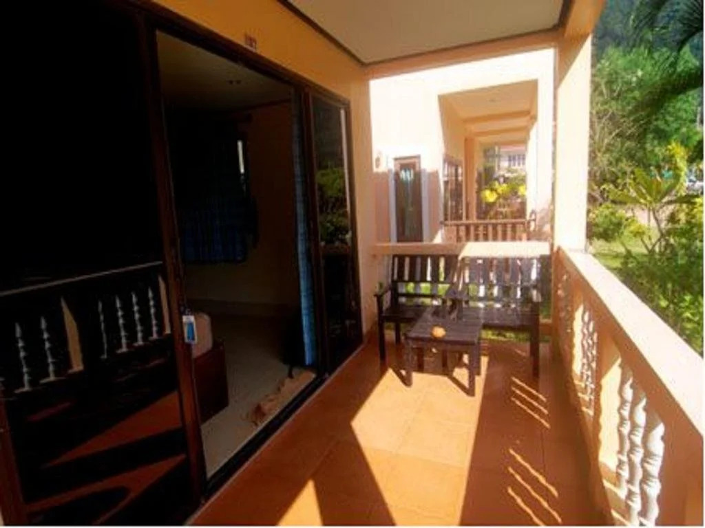 Lanta Bee Garden Bungalow SHA Extra Plus