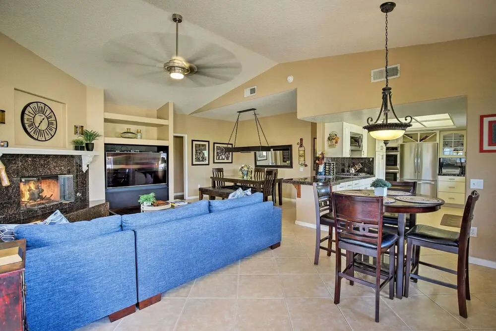 Pool/spa, Theater Room & Views: Palm Desert Home!