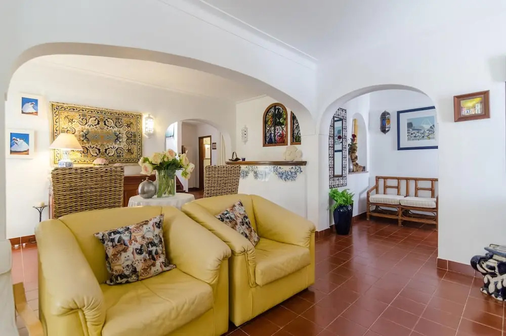 Large 5BR Villa in Albufeira Relax & Enjoy