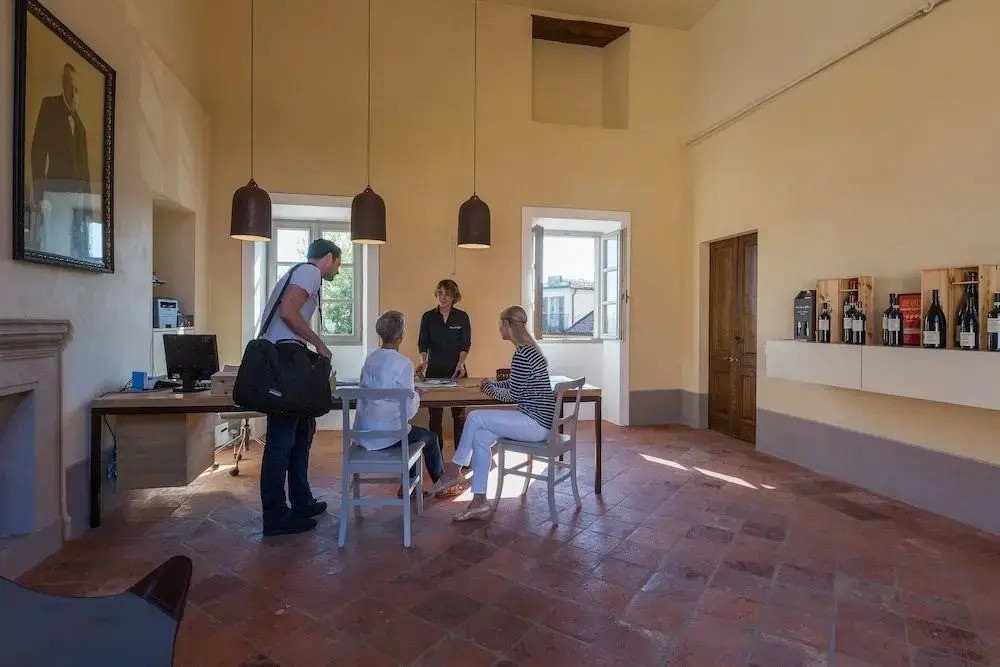 Marchesi Alfieri - Cantine e Ospitalità