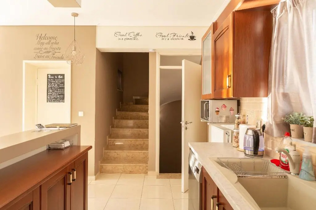 MiLo Luxury House -Free Airport pick up-10min drive