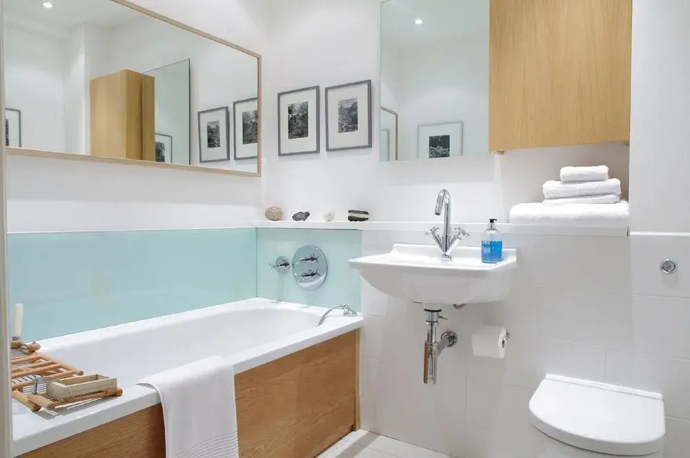 The London Agent Clerkenwell Super Nice