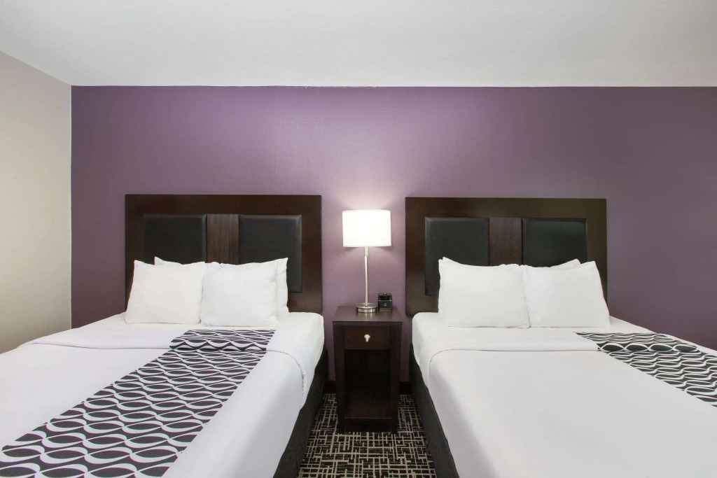 La Quinta by Wyndham Blue Springs