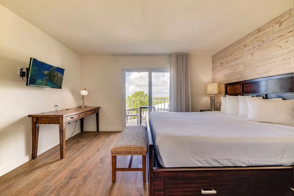 Skipjack Resort & Marina