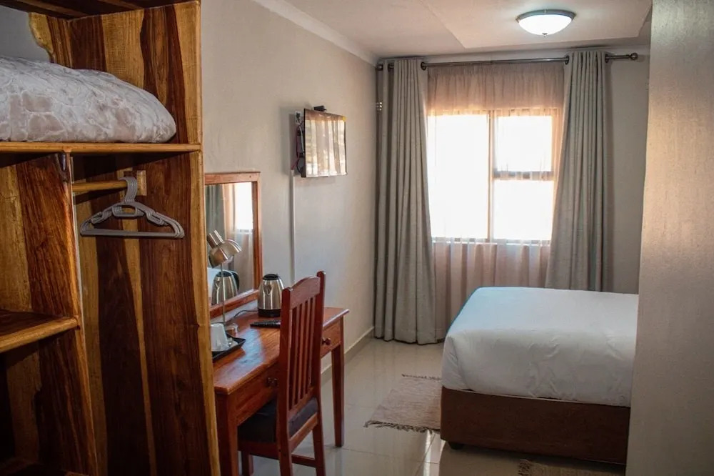 The Chobe Inn