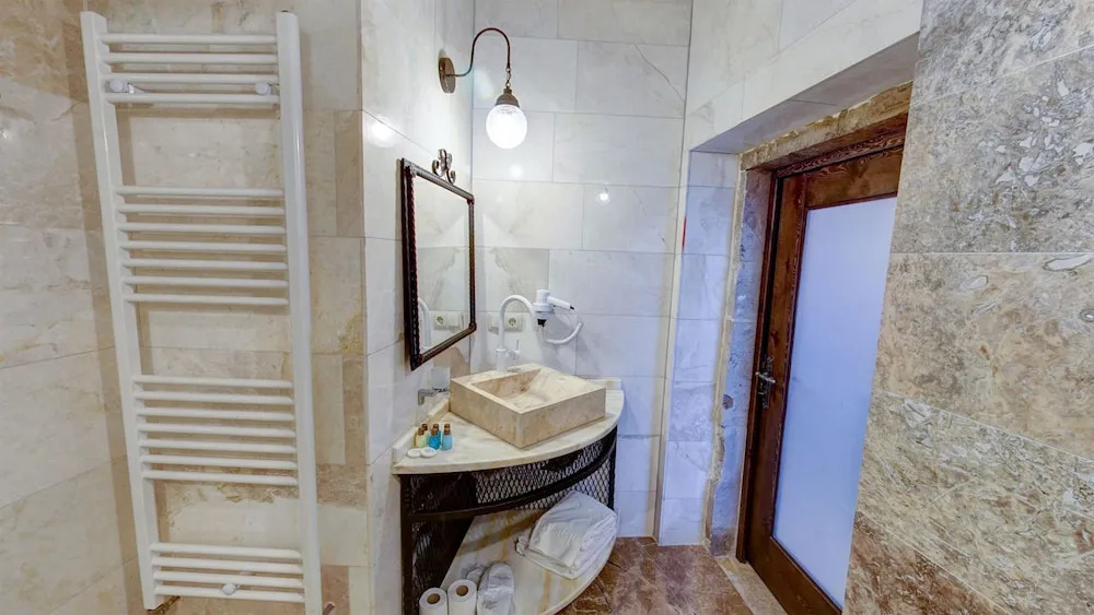Dervish Cave House & Elegance Cave Suites