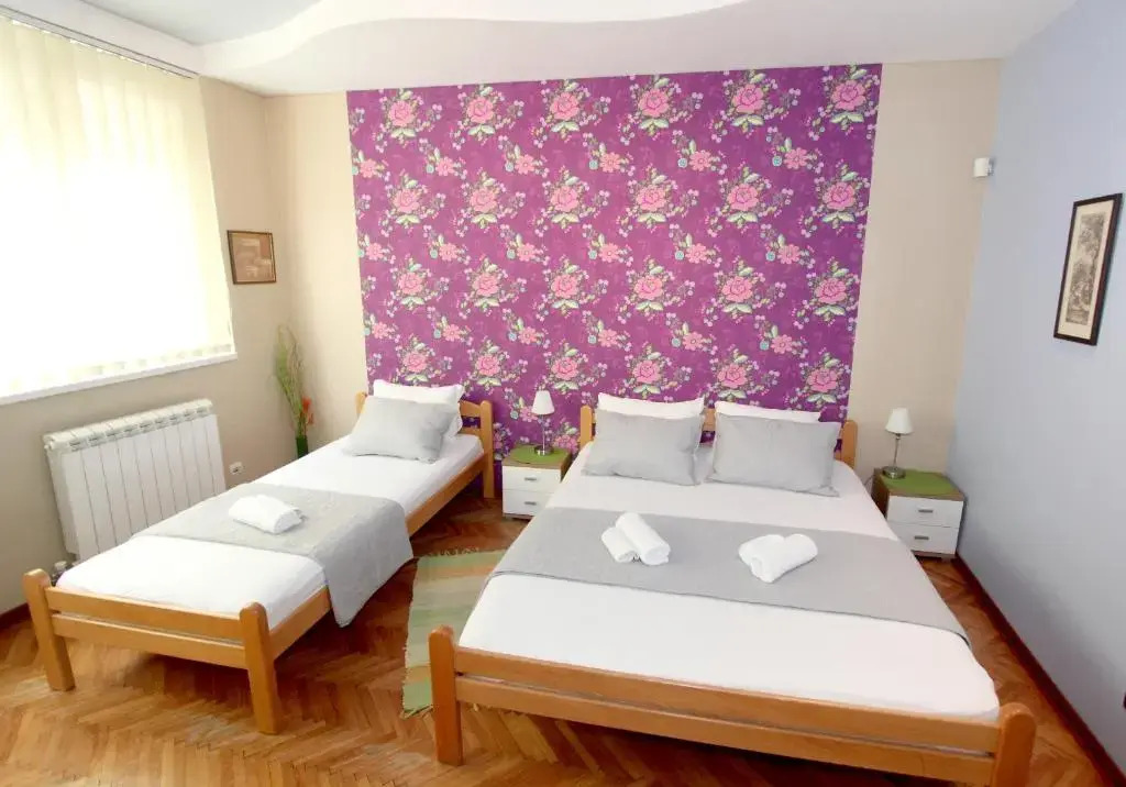 Sneki Apartment