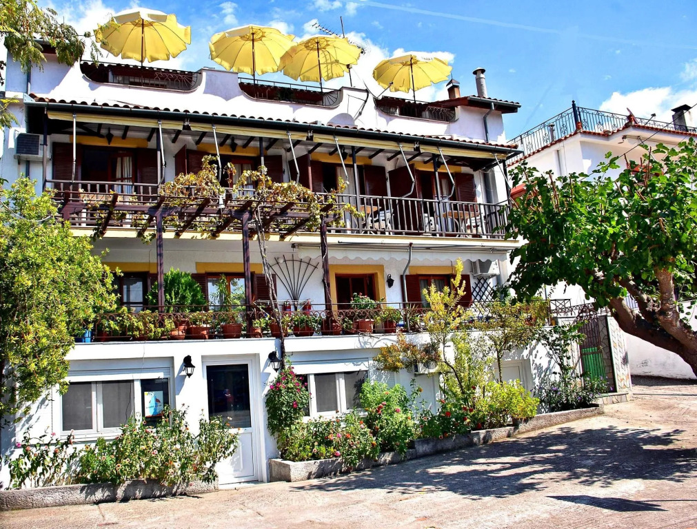 Nina Apartments