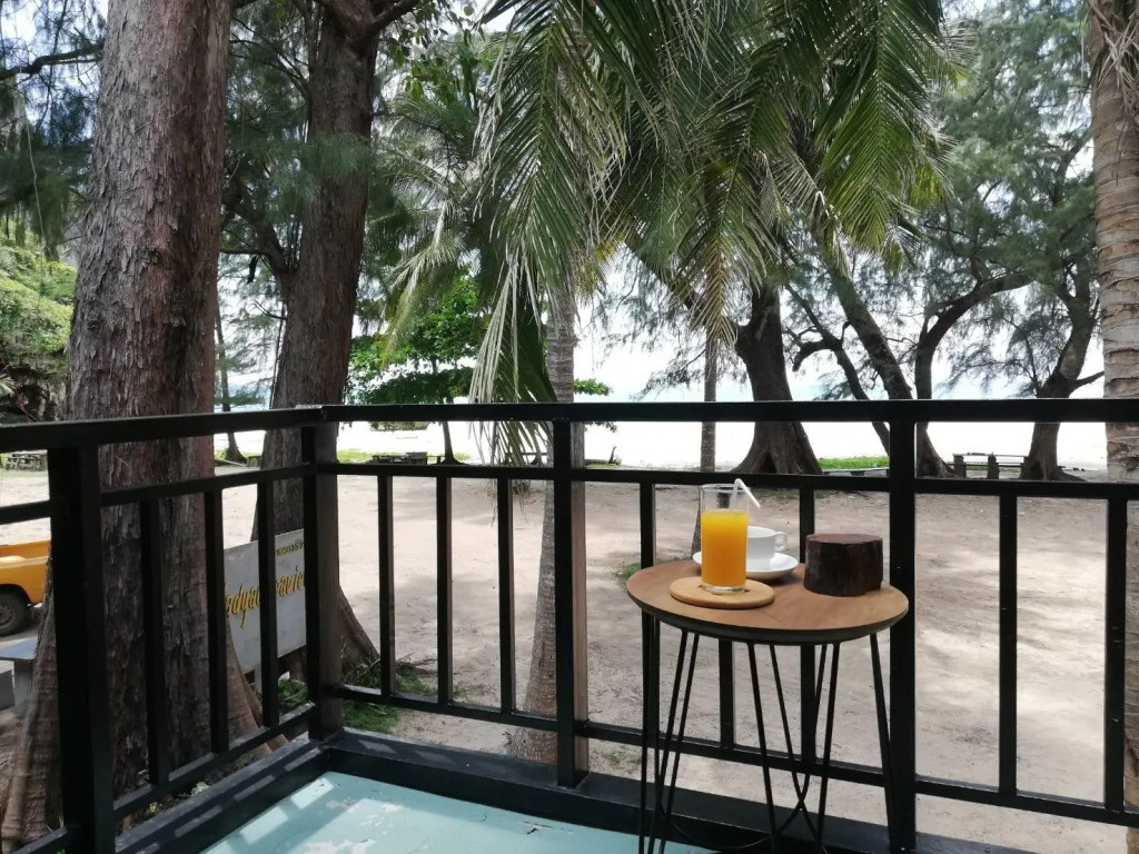 Hat yao Seaview Beach Room
