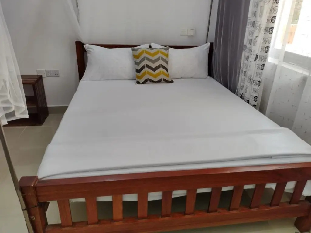6 Park Retreat