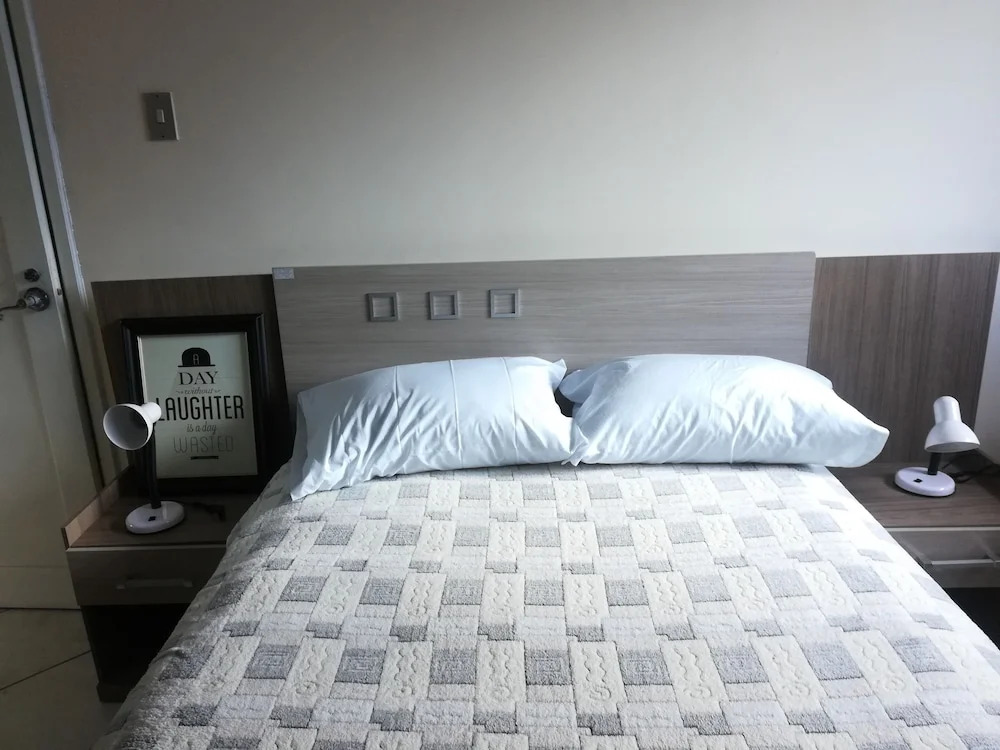 Hostal Verdi - Adults Only