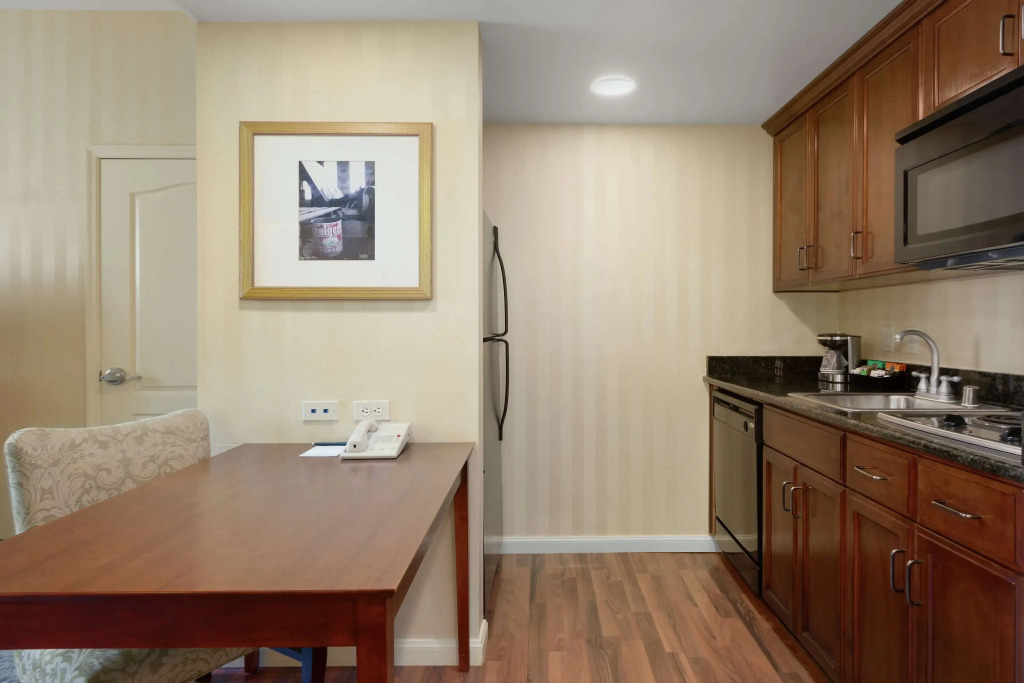 Homewood Suites by Hilton Sacramento Airport-Natomas