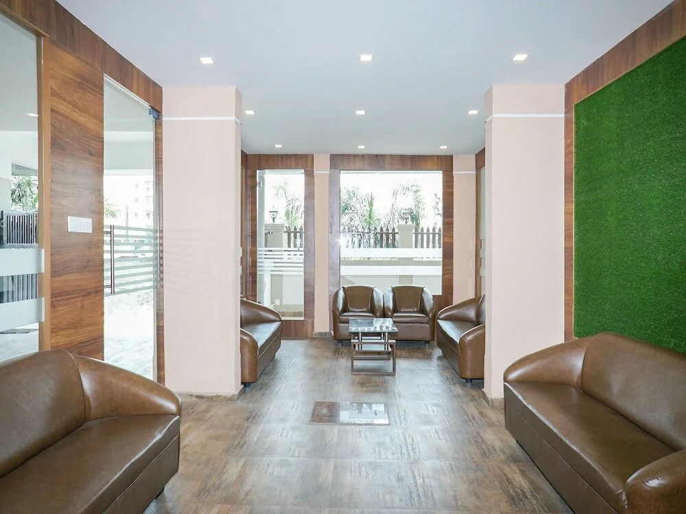 Hotel Twin Tower 2 By OYO Rooms