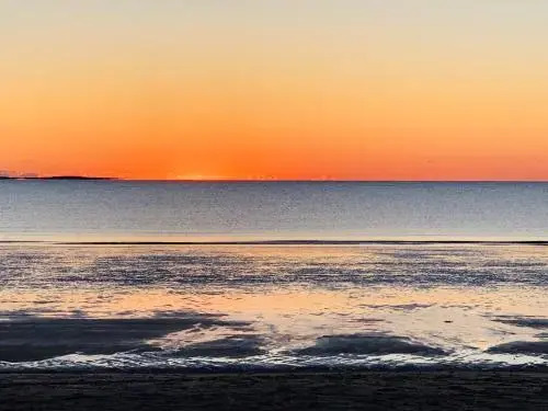 Alouette Sunrise Suites