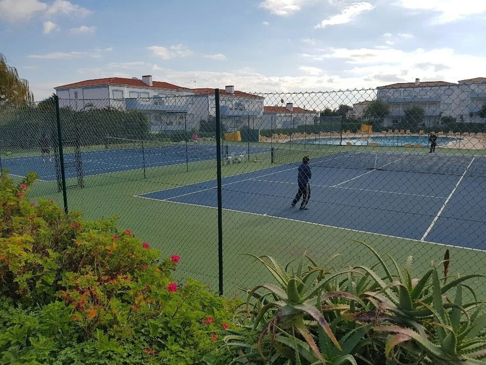 Villa Oasis, Piscina, Jacuzzi, Ténis e Praias!