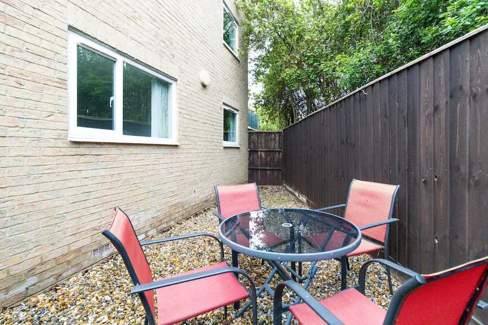 Lolite Apartment in Cambridge