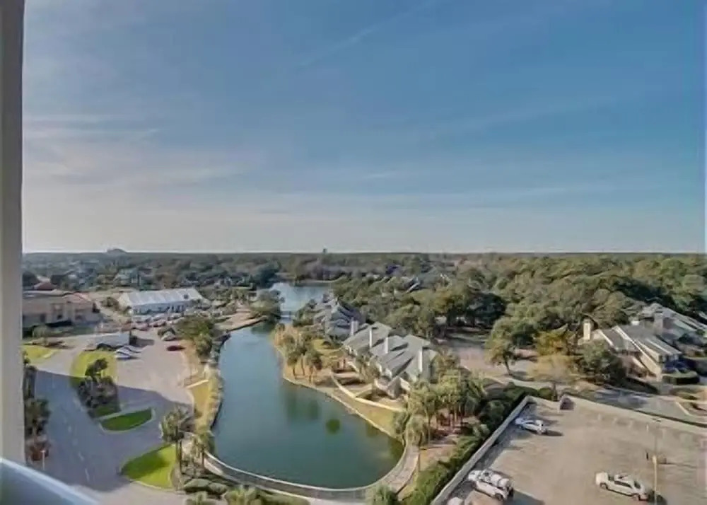 NORTH HAMPTON 1105 3 BEDROOM 3 BATH OCEAN VIEW Condo by RedAwning