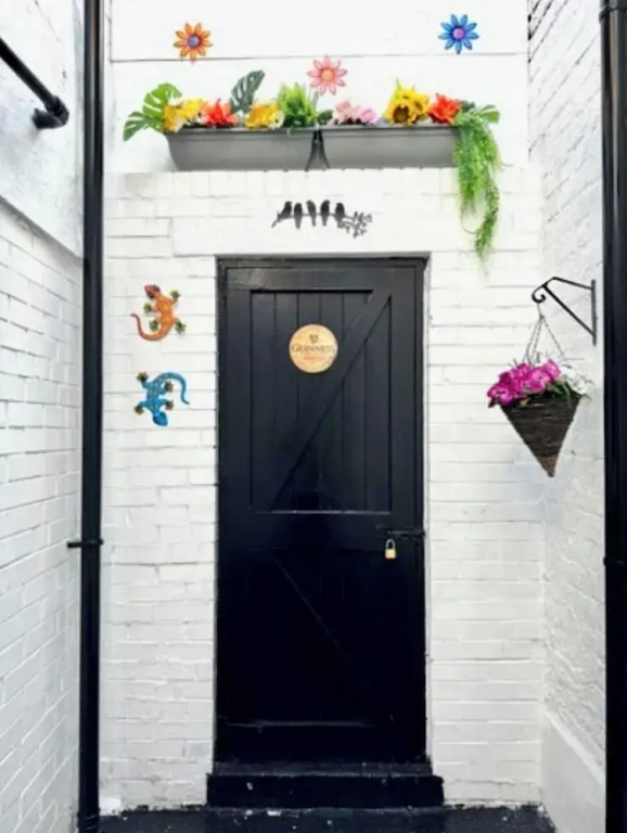Traditional Belfast House 10 Mins From City Centre
