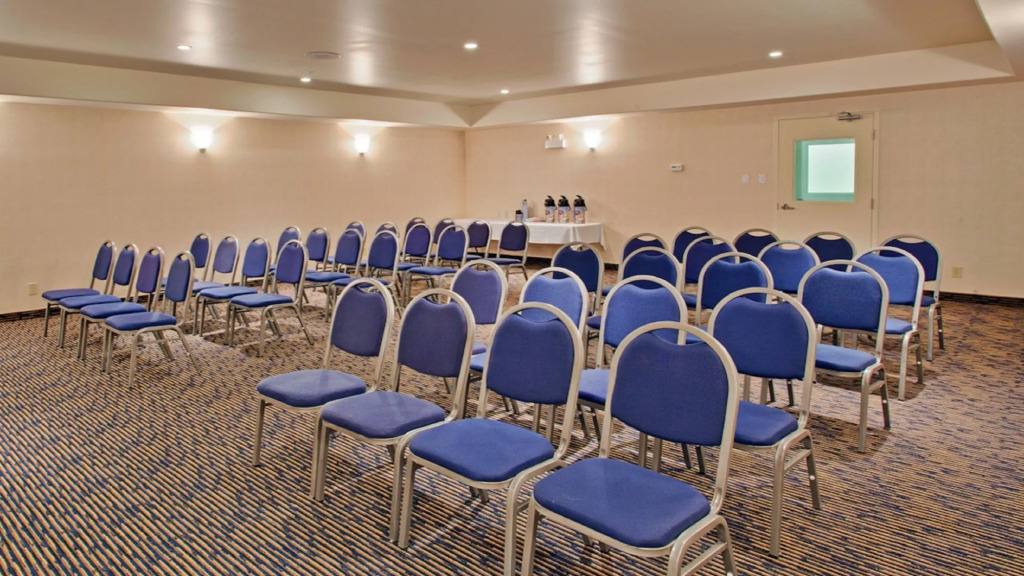 Holiday Inn Express Hotel & Suites Swift Current by IHG