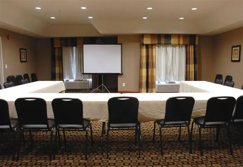 Best Western Mountain Villa Inn & Suites