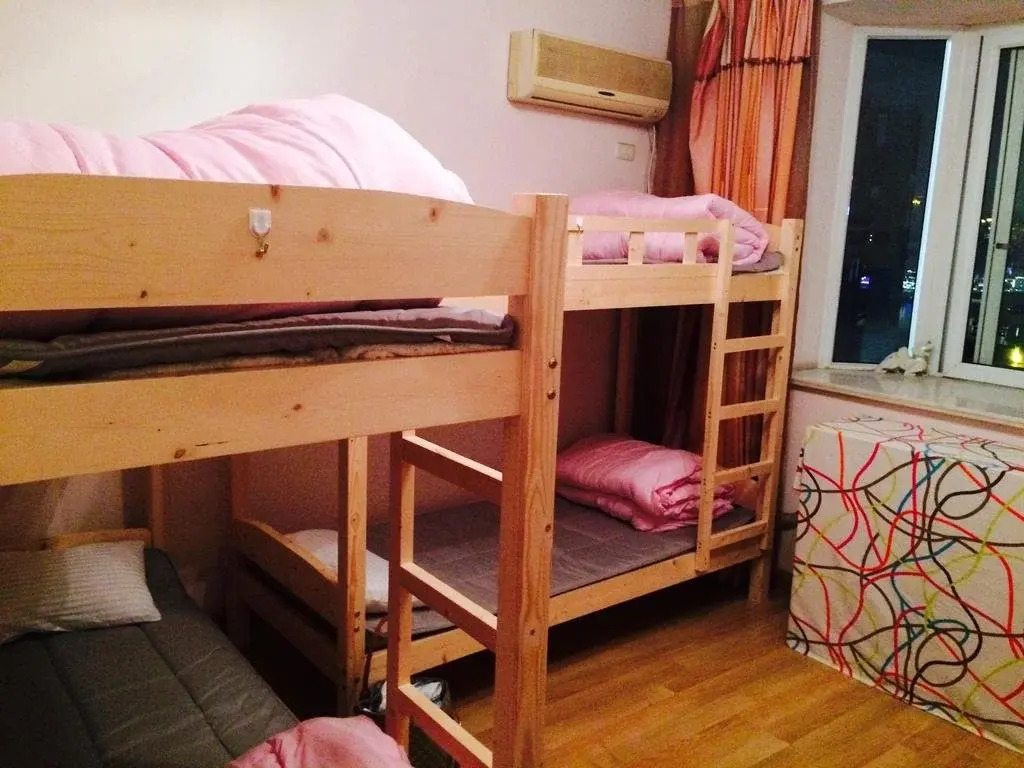 riverside youth hostel