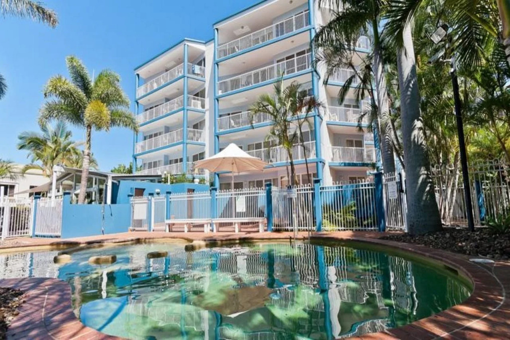 White Crest Apartments