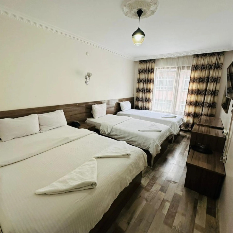 Toprak Hotel