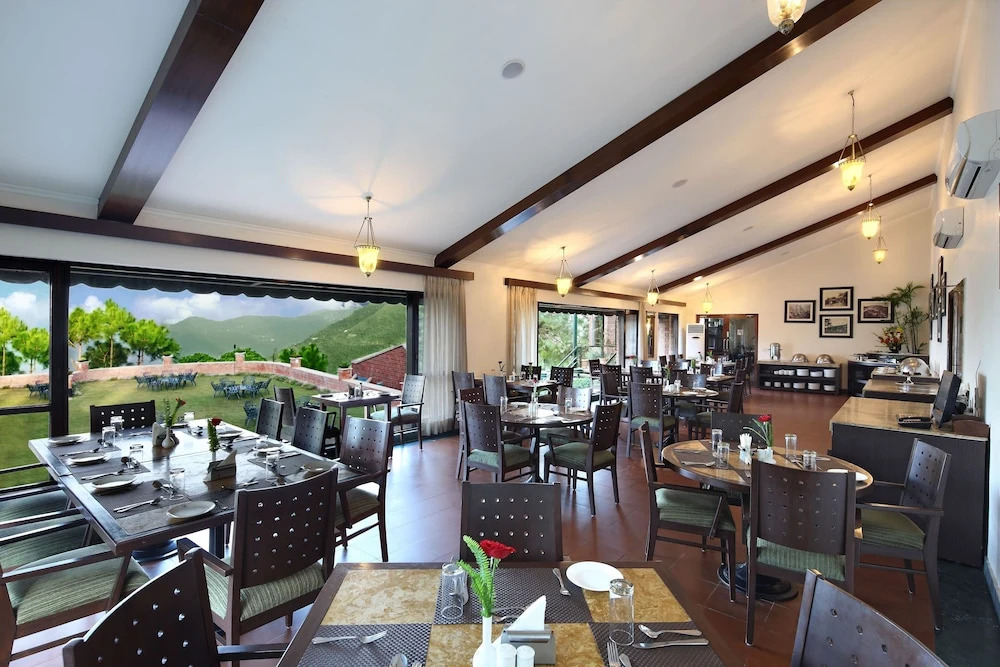 Baikunth Resorts by Leisure Hotels