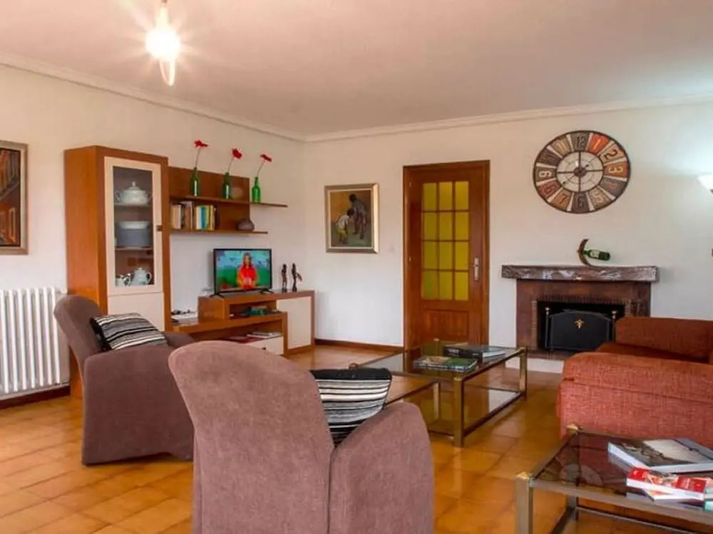 Premium Holiday Home in Gijon With Garden