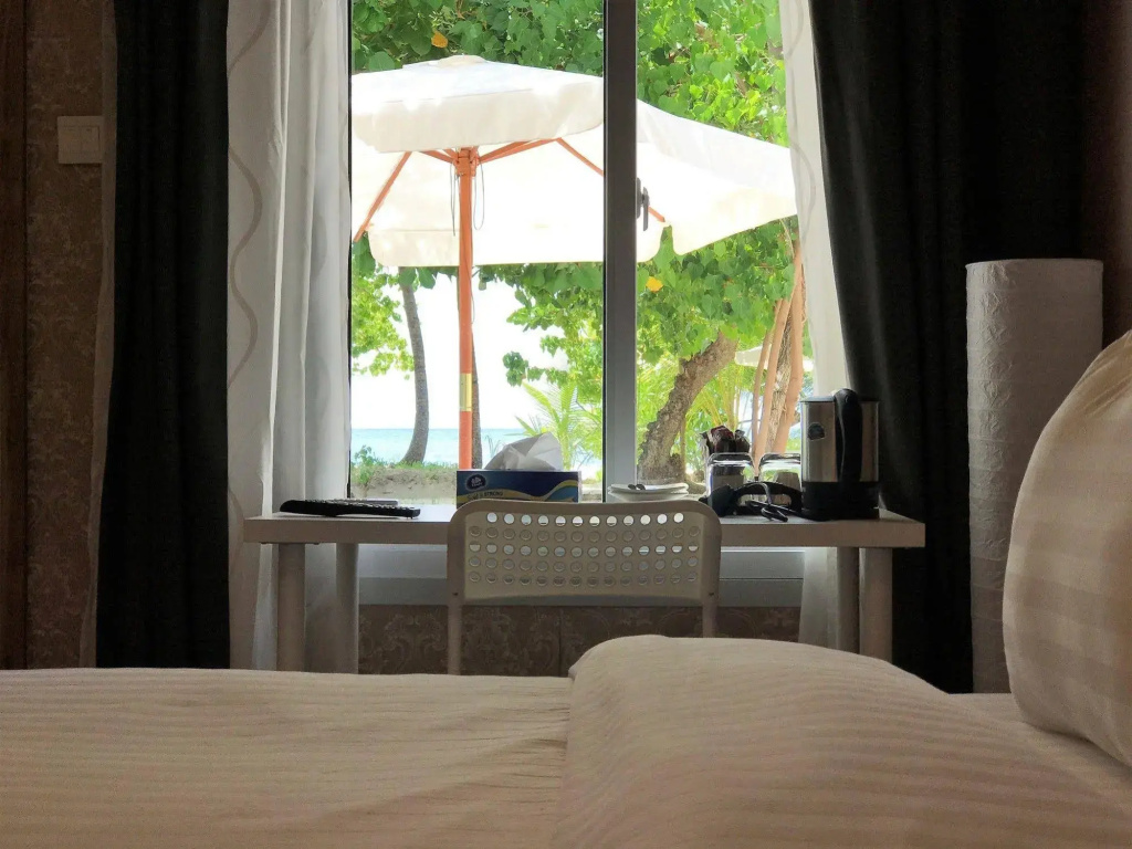 LVIS blancura Hotel