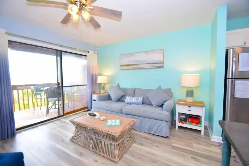 Sunset Landing 2 2 Bedroom Apts