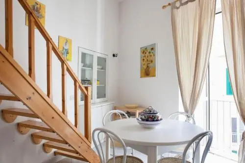 Donna Sara - Cozy Flat In A Charming Amalfi Court
