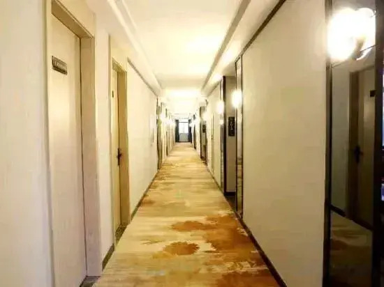 Jinxian Bojue Jingpin Hotel
