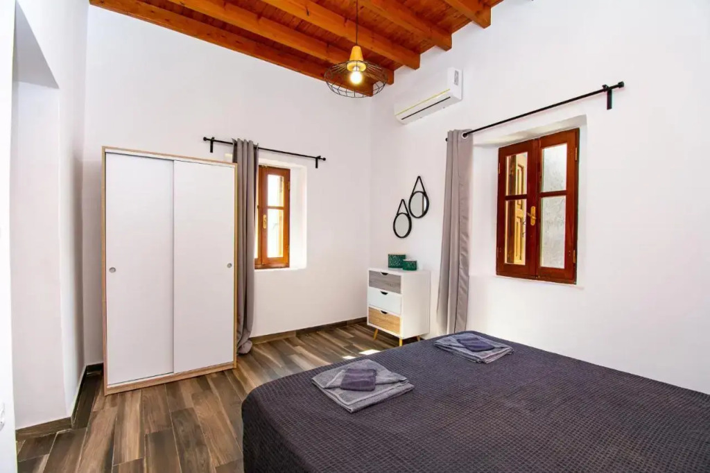 Elithas Cozy House 1