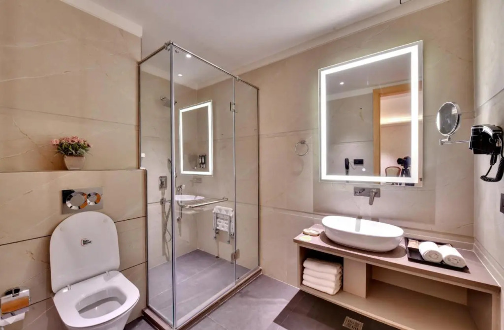 Click Collection Amritsar-Ranjit Avenue